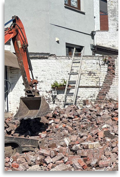 démolition d'une maison mitoyenne